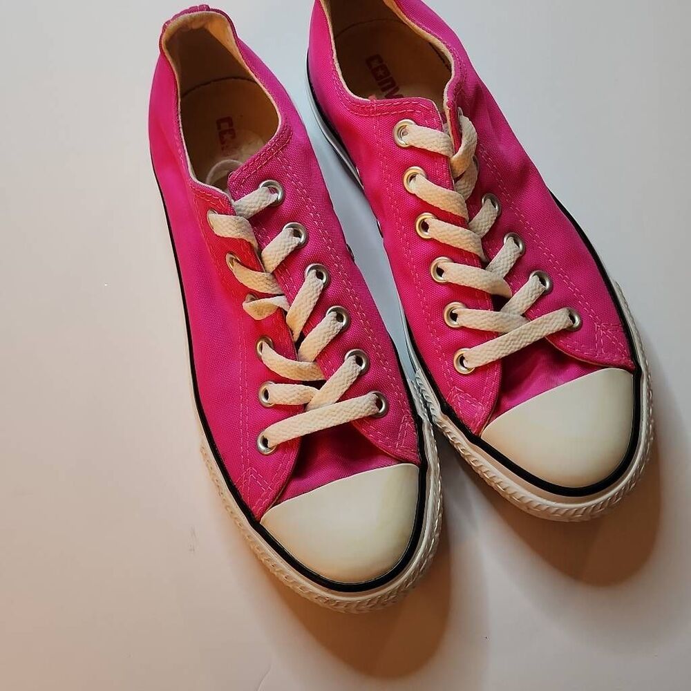 Converse Chuck Taylor All Star Low Top Dark Pink Shoes Size Mens 6 Women's 8